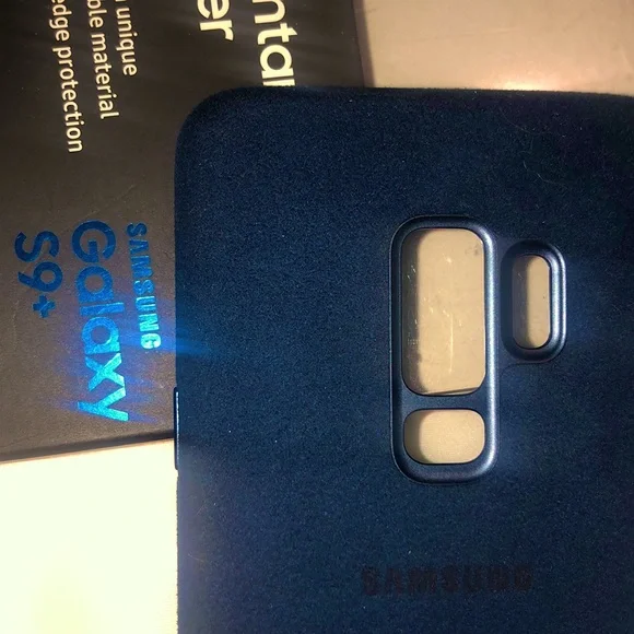 Samsung Galaxy 🌌 s9+ Alcantara Cover - Picture 3 of 5